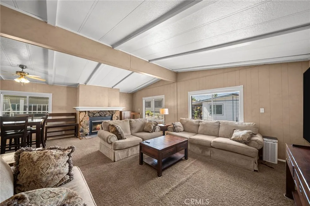 27730 Starlight Lane #67 Castaic, CA 91384
