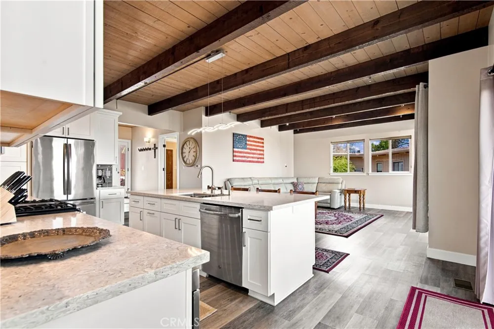 1716 Pineridge Drive Cambria, CA 93428