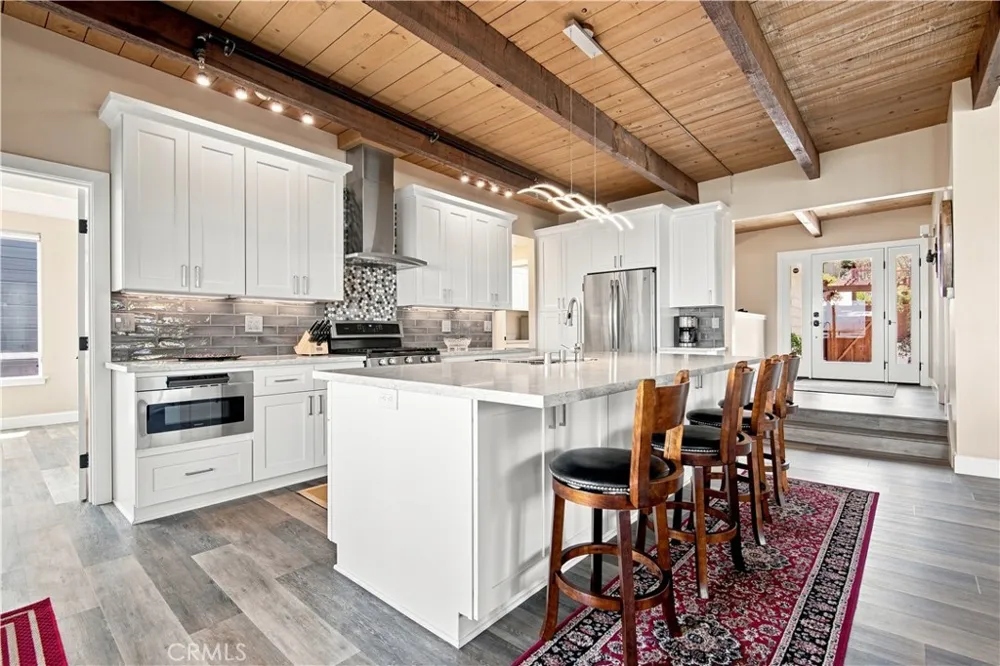 1716 Pineridge Drive Cambria, CA 93428
