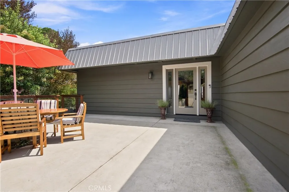1716 Pineridge Drive Cambria, CA 93428