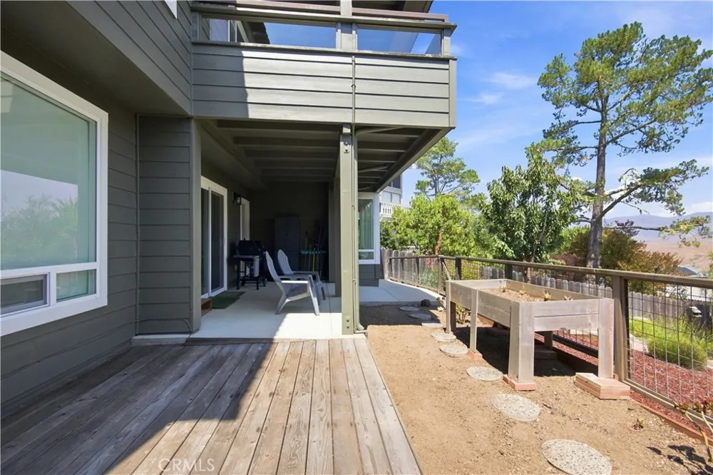 1716 Pineridge Drive Cambria, CA 93428