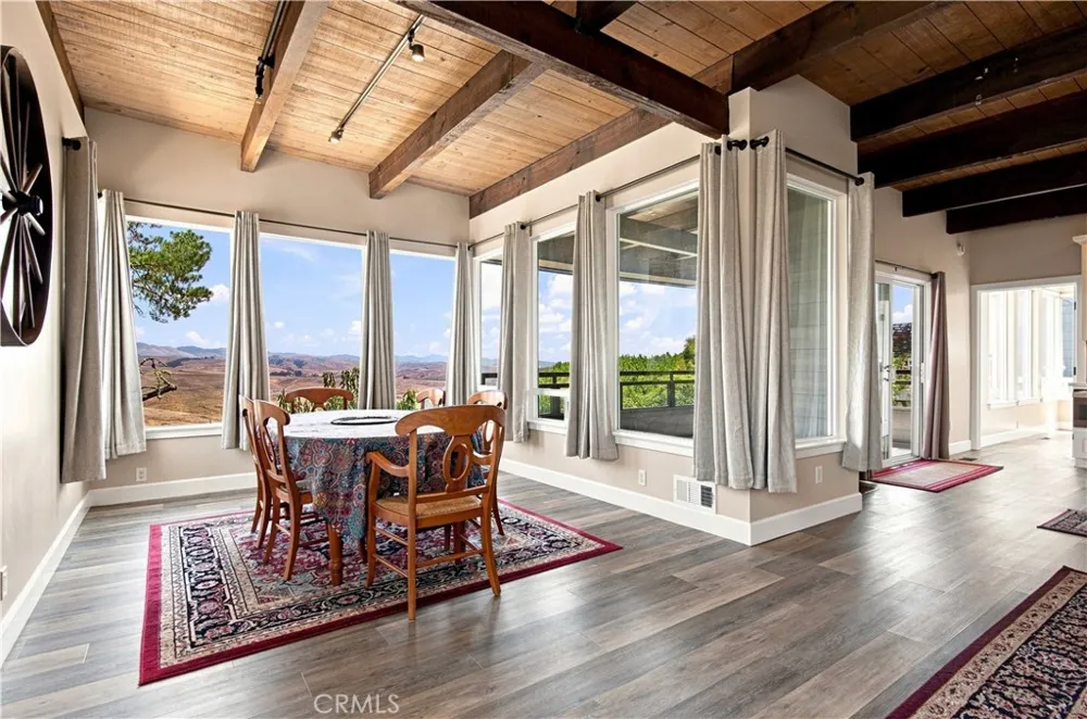 1716 Pineridge Drive Cambria, CA 93428
