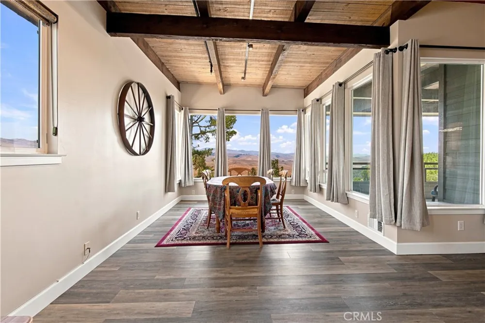 1716 Pineridge Drive Cambria, CA 93428