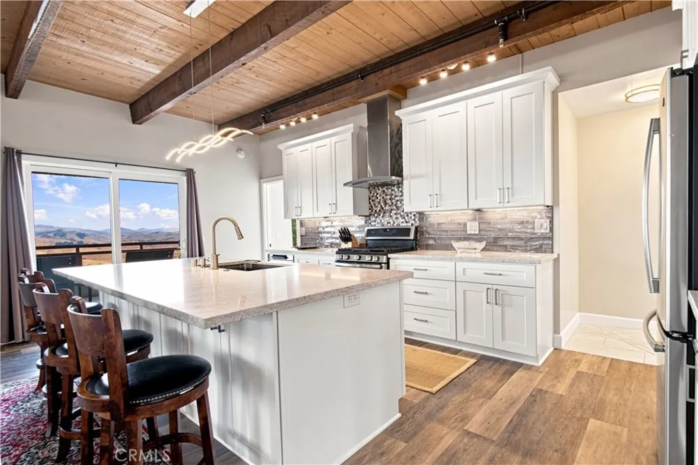 1716 Pineridge Drive Cambria, CA 93428