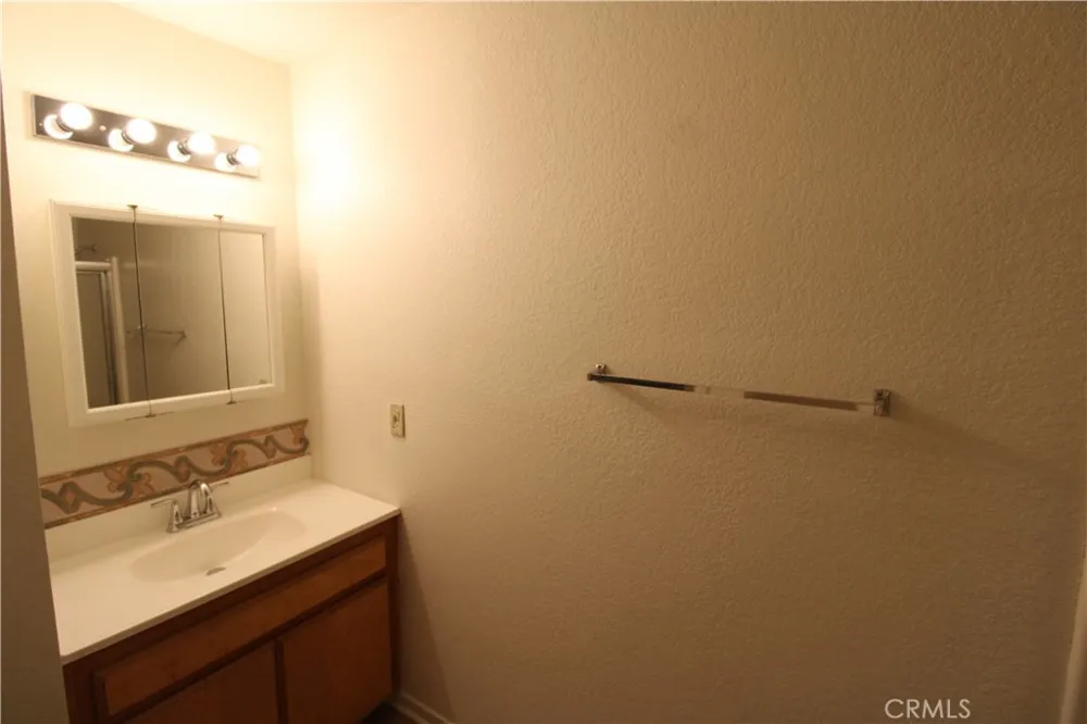 2800 E Los Felices Circle #113 Palm Springs, CA 92262