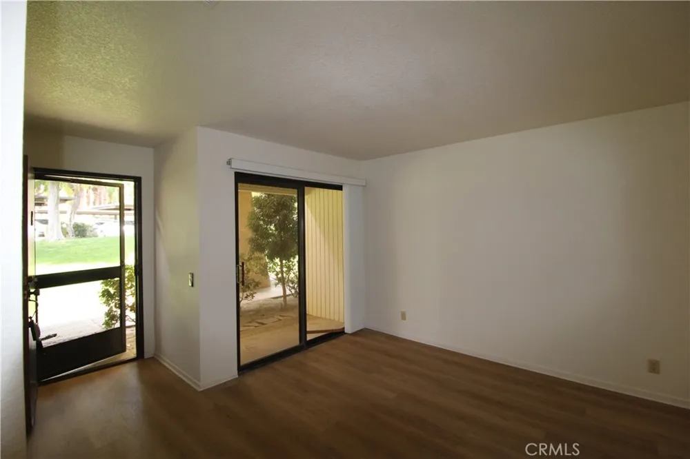 2800 E Los Felices Circle #113 Palm Springs, CA 92262