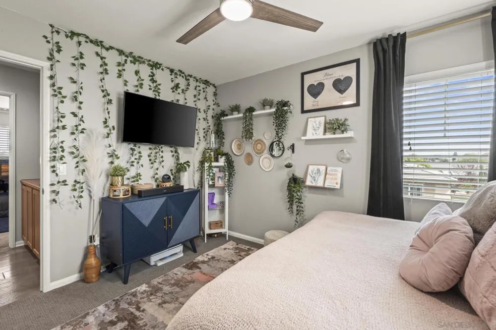 2431 Vernon Ranch Way Lemon Grove, CA 91945