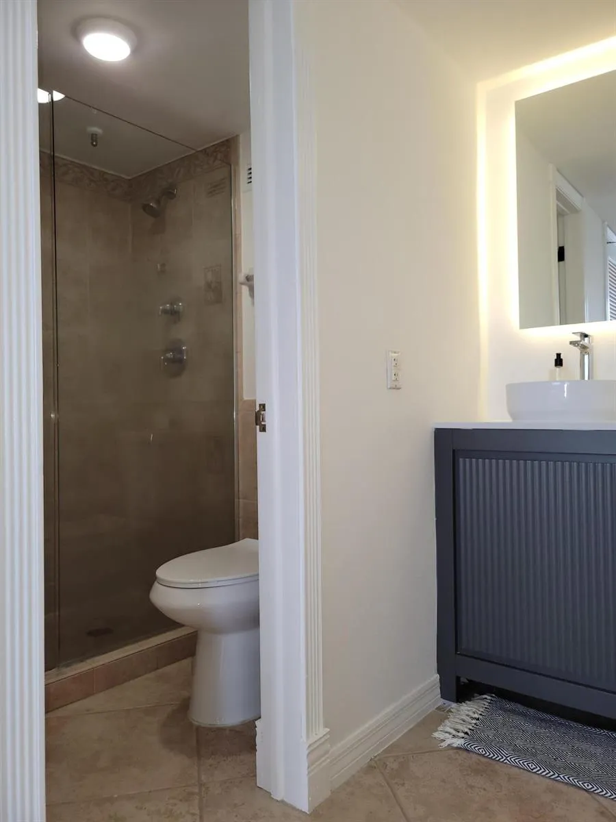 328 OCEAN BOULEVARD #607 Pompano Beach, FL 33062