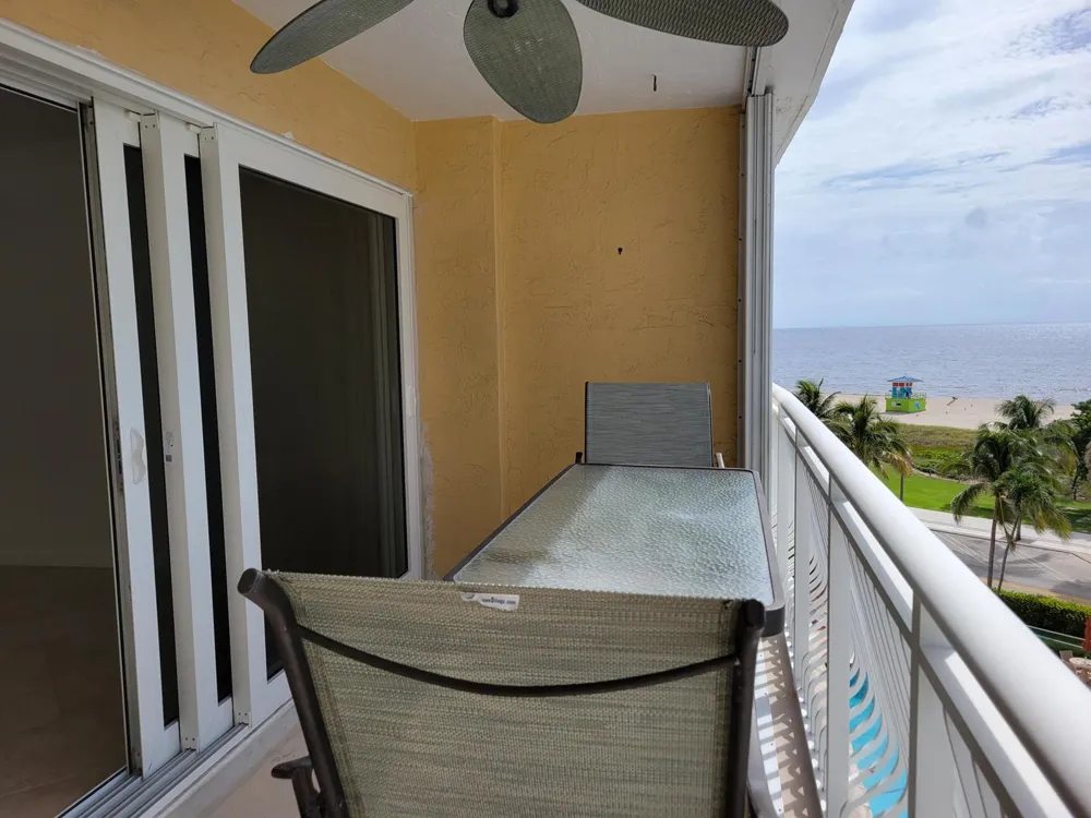 328 OCEAN BOULEVARD #607 Pompano Beach, FL 33062