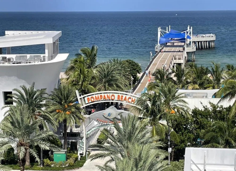 328 OCEAN BOULEVARD #607 Pompano Beach, FL 33062
