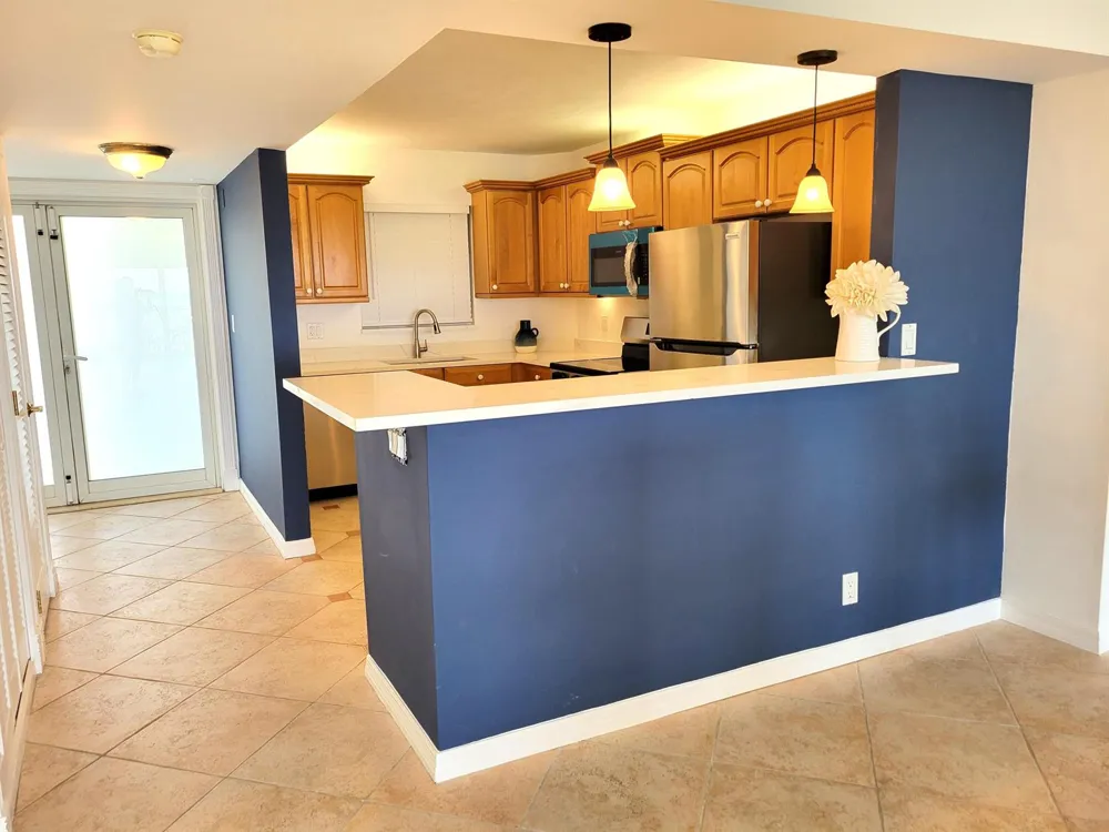 328 OCEAN BOULEVARD #607 Pompano Beach, FL 33062