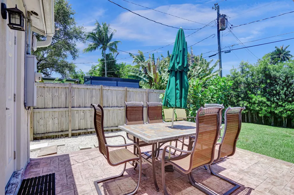 1041 SW 32ND STREET Fort Lauderdale, FL 33315