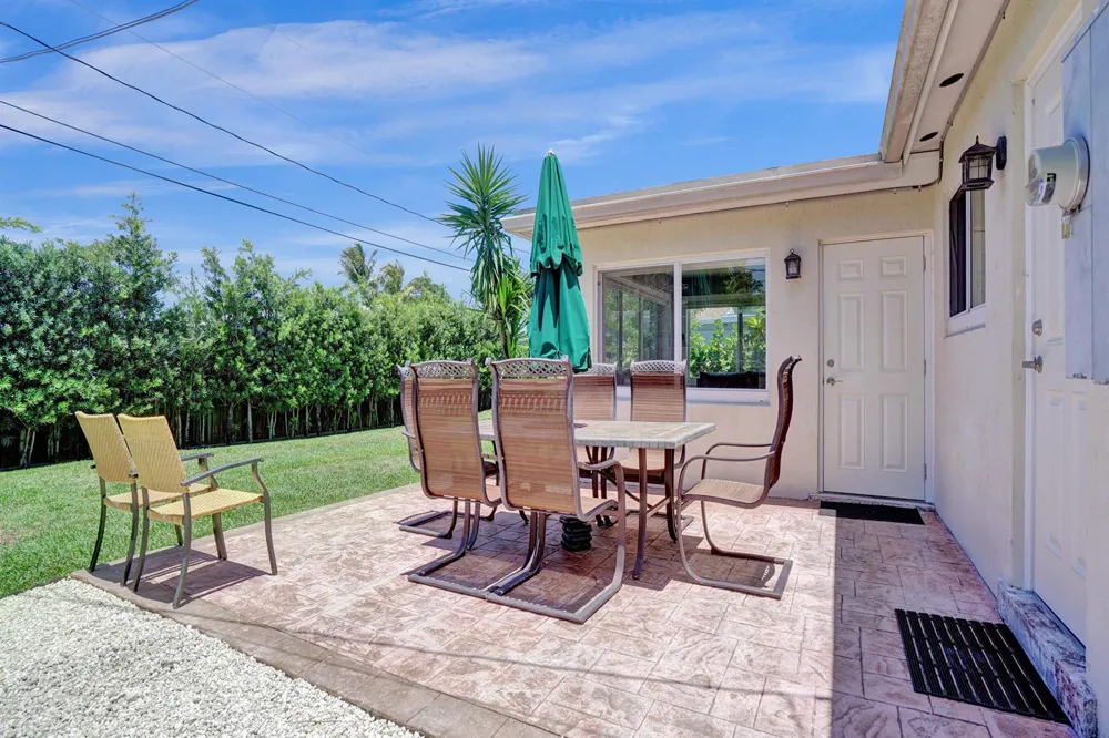 1041 SW 32ND STREET Fort Lauderdale, FL 33315