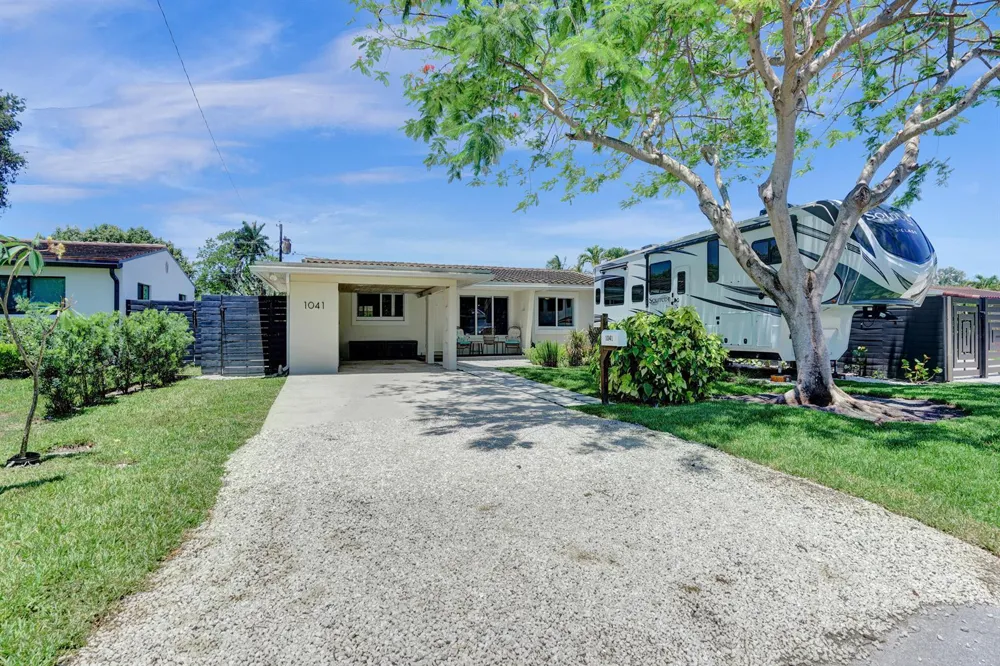 1041 SW 32ND STREET Fort Lauderdale, FL 33315
