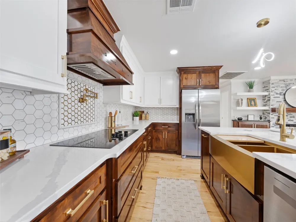 7853 E King Place Tulsa, OK 74115