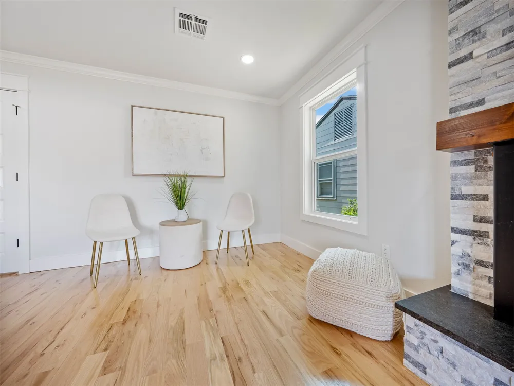 7853 E King Place Tulsa, OK 74115