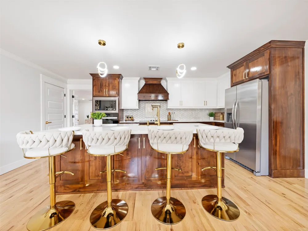 7853 E King Place Tulsa, OK 74115