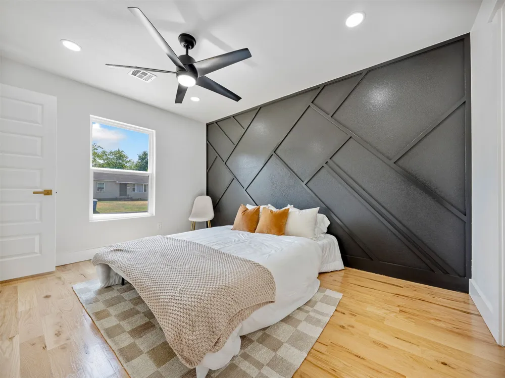 7853 E King Place Tulsa, OK 74115