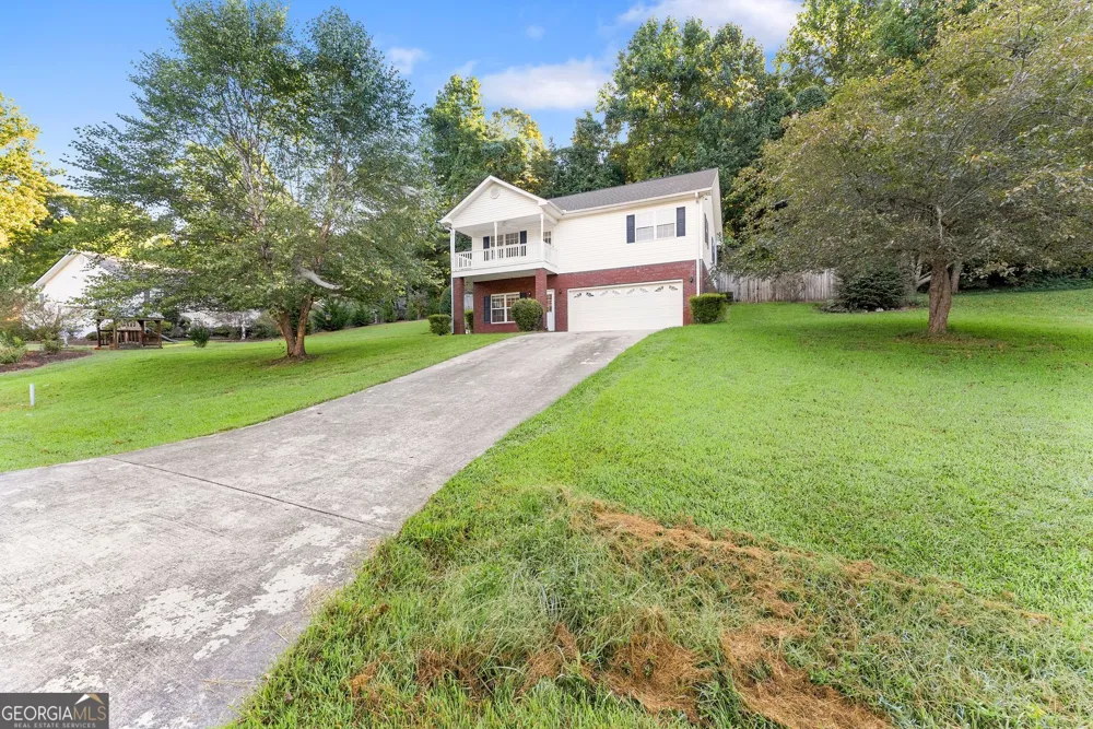 35 Clara Bell DR Cleveland, GA 30528