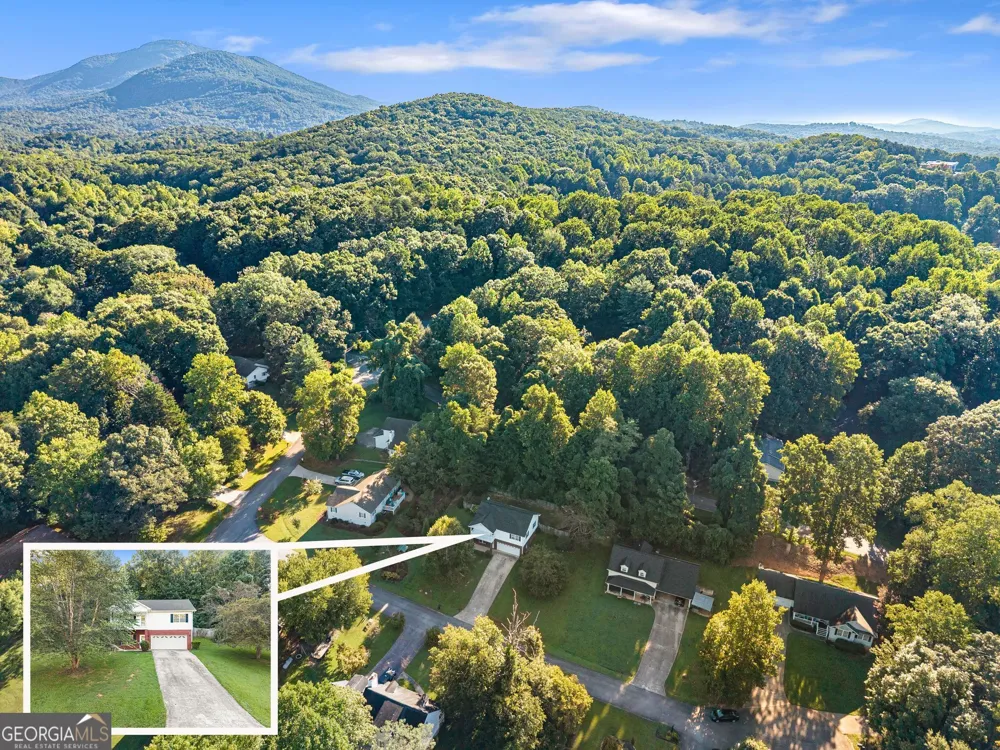 35 Clara Bell DR Cleveland, GA 30528