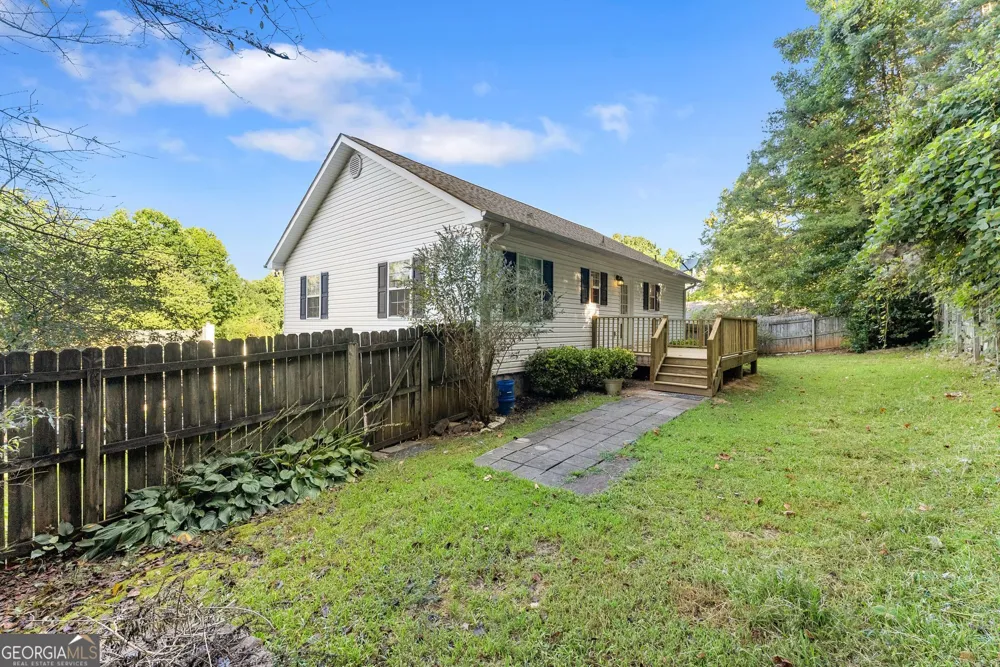 35 Clara Bell DR Cleveland, GA 30528