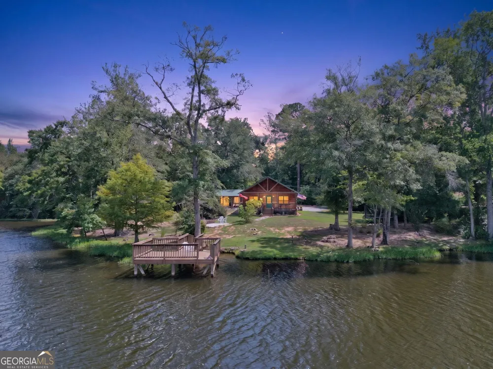 180 Towaliga Lake DR Jackson, GA 30233