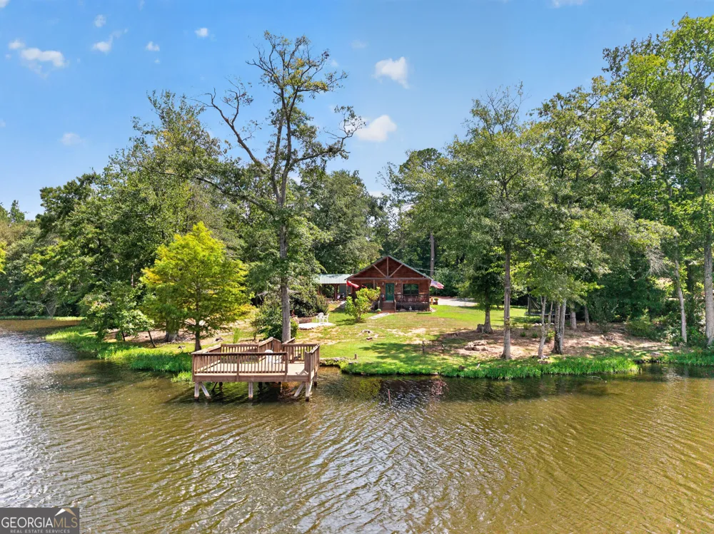 180 Towaliga Lake DR Jackson, GA 30233