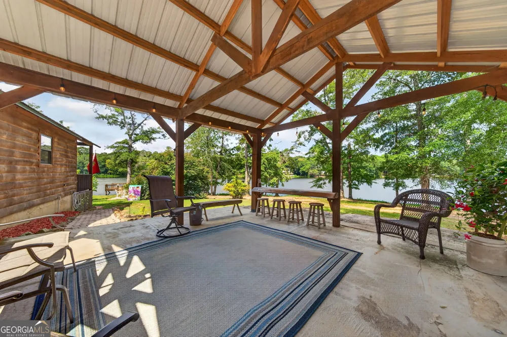 180 Towaliga Lake DR Jackson, GA 30233
