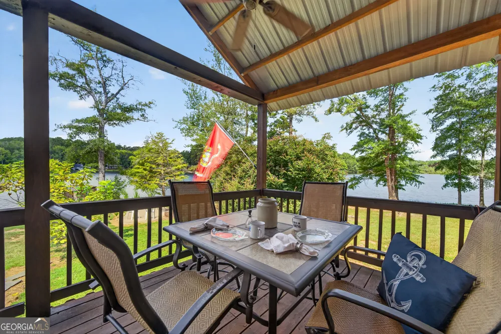 180 Towaliga Lake DR Jackson, GA 30233