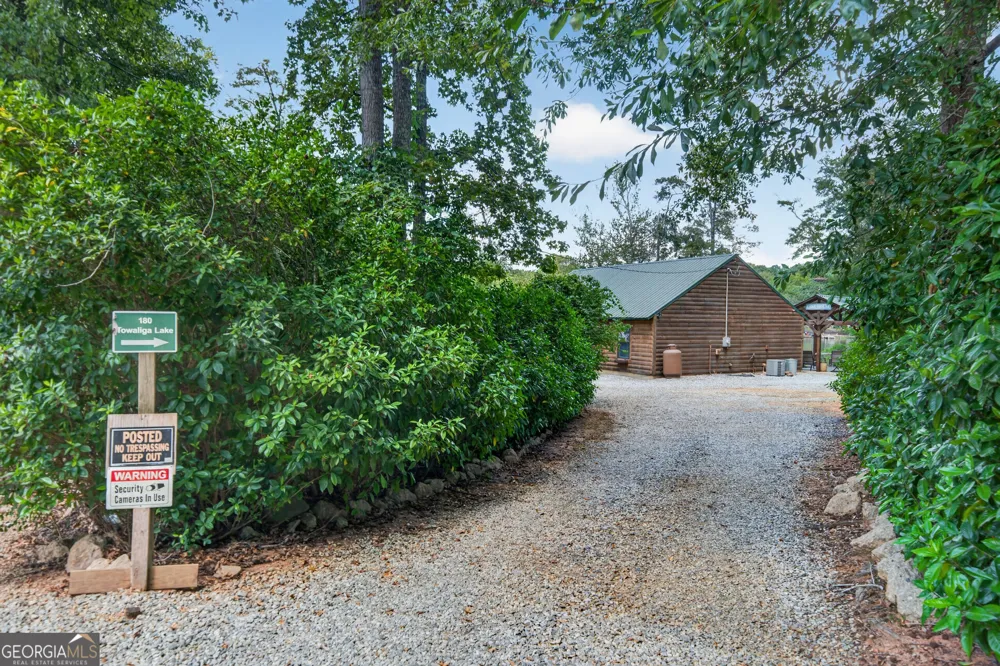 180 Towaliga Lake DR Jackson, GA 30233