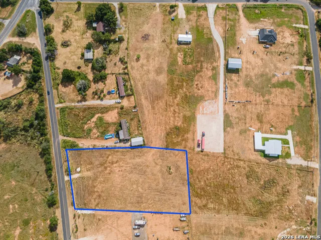 19704 Kinney rd Somerset, TX 78069