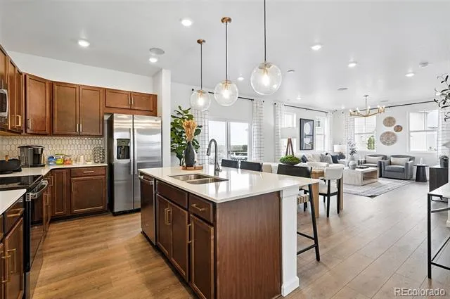 6811 E 148th Drive Thornton, CO 80602