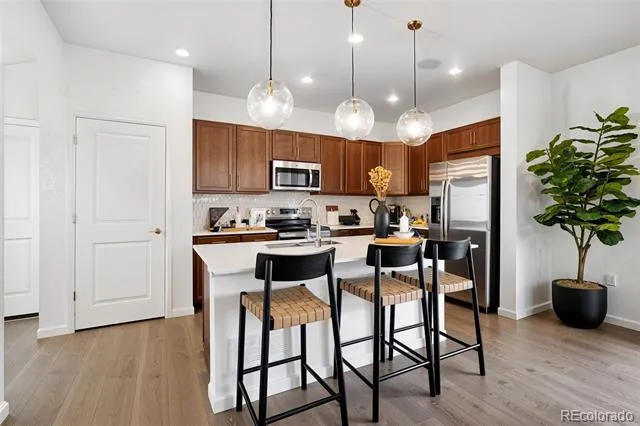6811 E 148th Drive Thornton, CO 80602