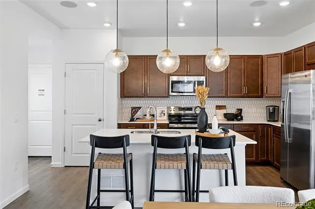 6811 E 148th Drive Thornton, CO 80602