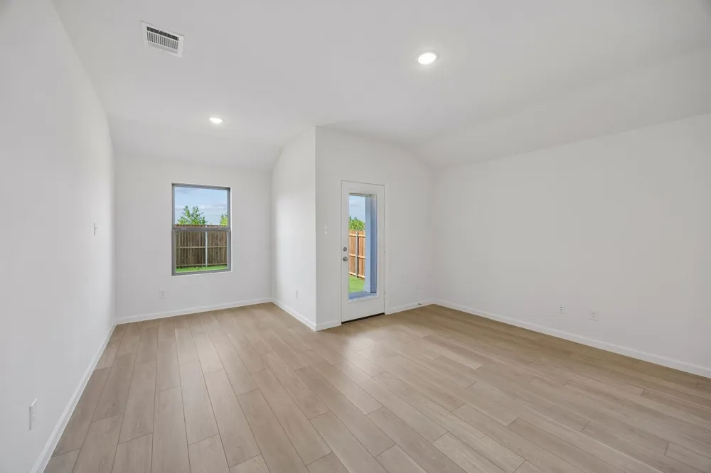 840 Springwell Drive Princeton, TX 75407