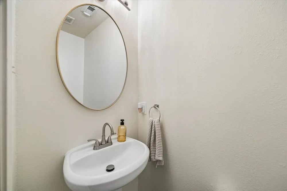 2709 Los Alamos Circle Deer Park, TX 77536