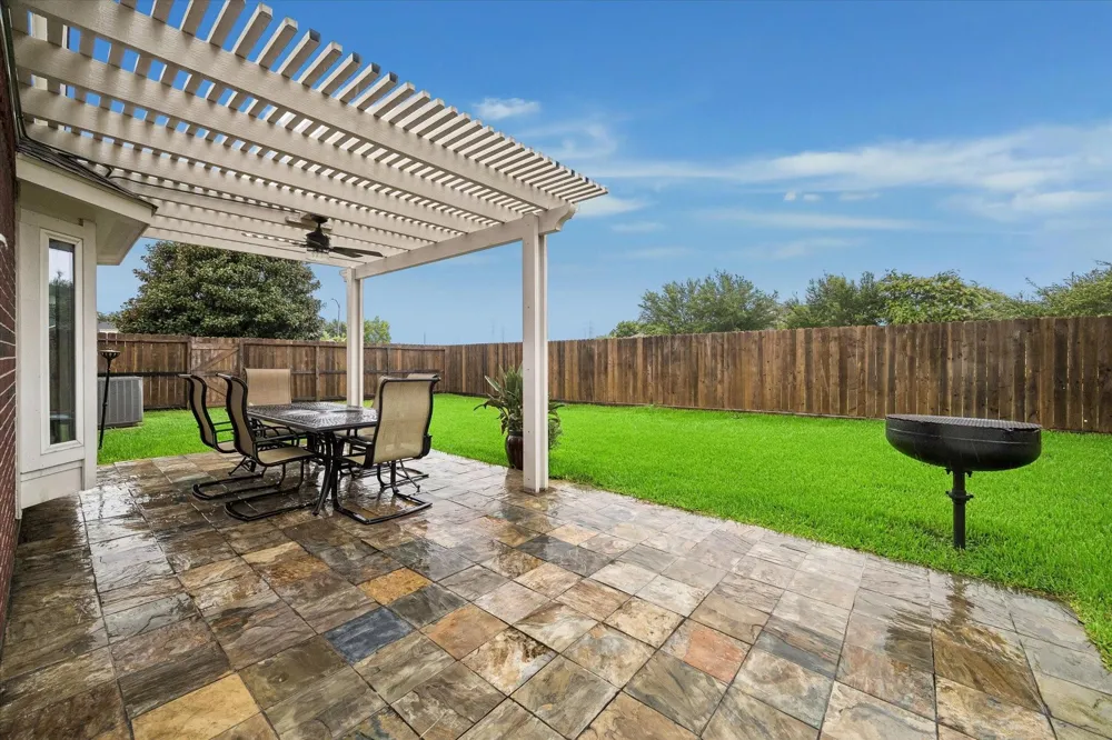 2709 Los Alamos Circle Deer Park, TX 77536