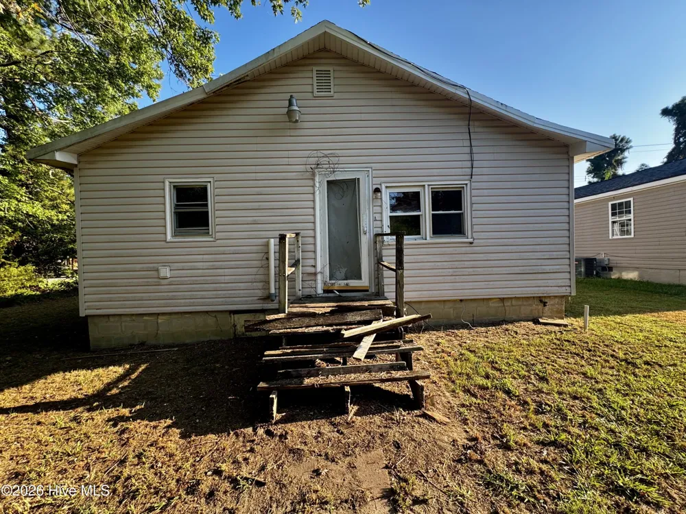 305 Keion Crossen Street Garysburg, NC 27831
