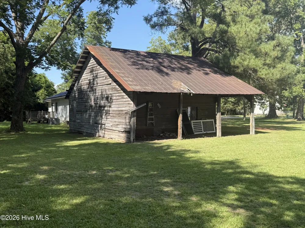 106 S Broad Street Everetts, NC 27825