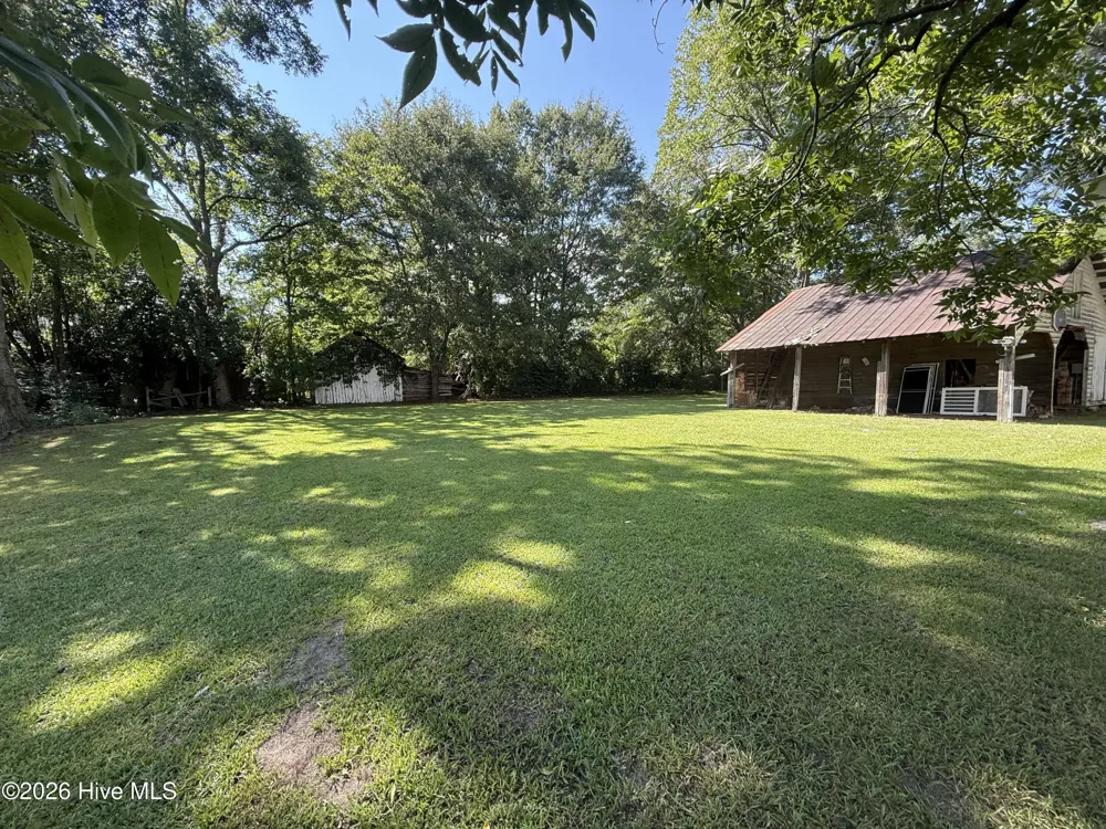 106 S Broad Street Everetts, NC 27825