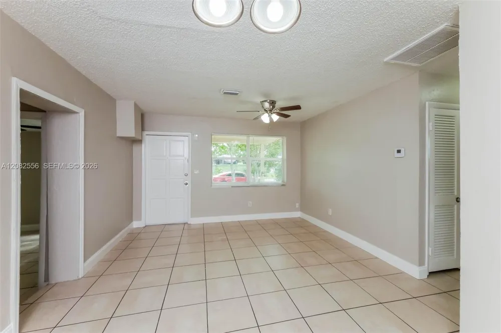 4531 NE 5th Ave Pompano Beach, FL 33064