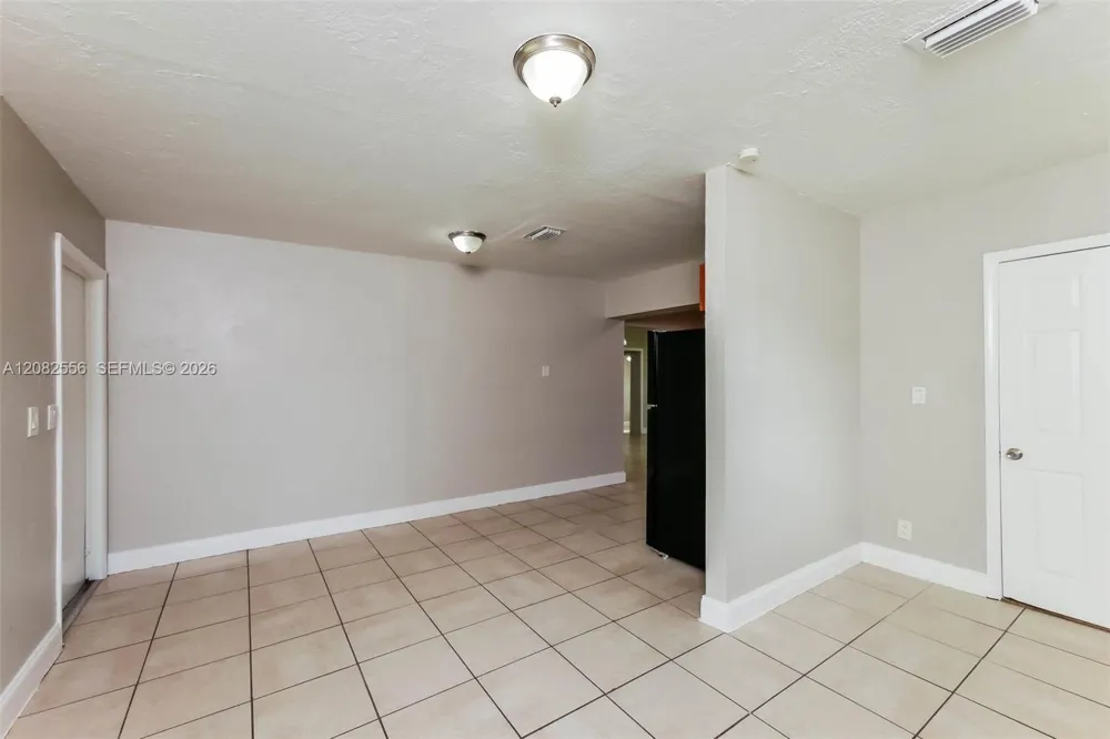 4531 NE 5th Ave Pompano Beach, FL 33064