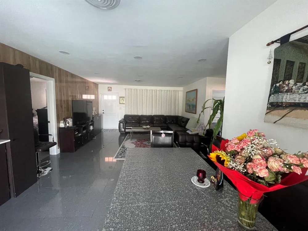 2310 67TH TERRACE Hollywood, FL 33024