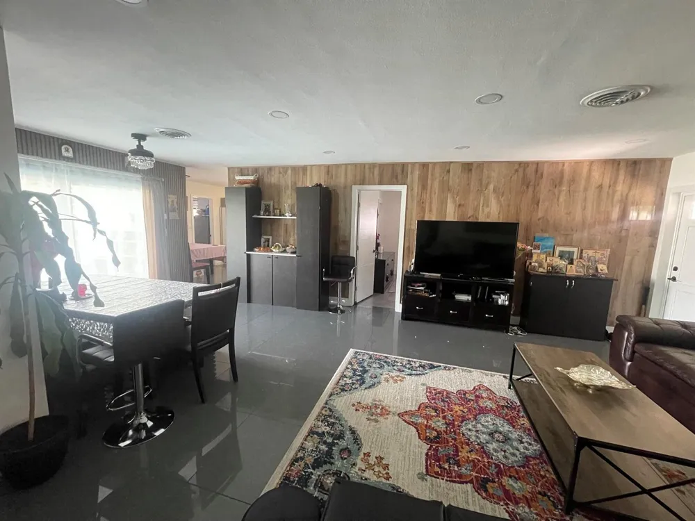 2310 67TH TERRACE Hollywood, FL 33024