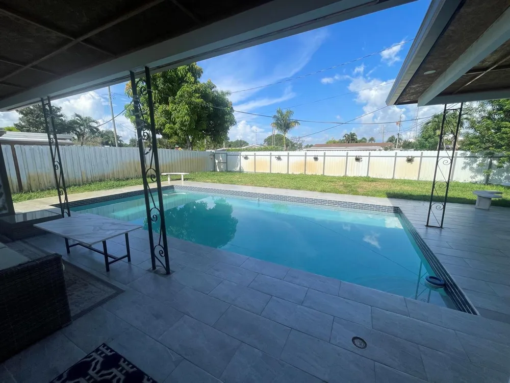 2310 67TH TERRACE Hollywood, FL 33024