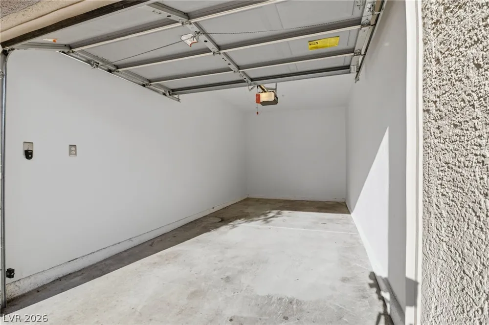 7143 S Durango Drive #106 Las Vegas, NV 89113