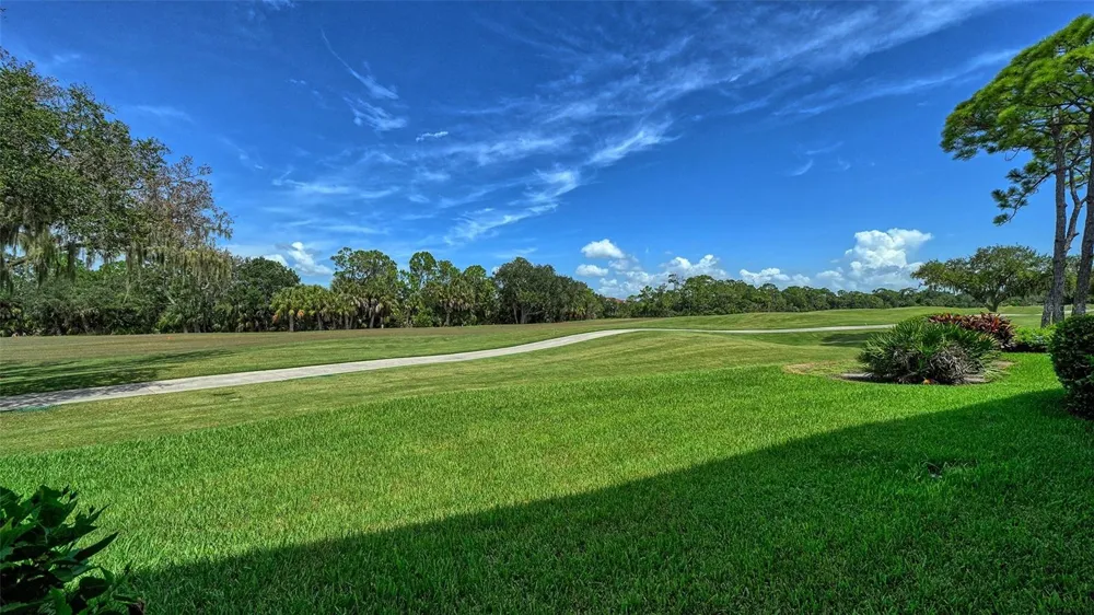 8735 OLDE HICKORY AVENUE #8105 Sarasota, FL 34238