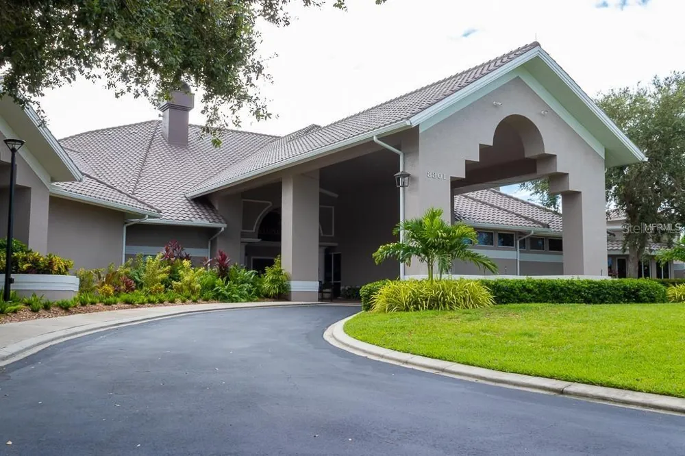 8735 OLDE HICKORY AVENUE #8105 Sarasota, FL 34238