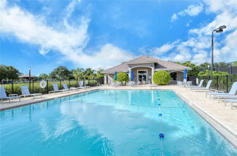 8735 OLDE HICKORY AVENUE #8105 Sarasota, FL 34238