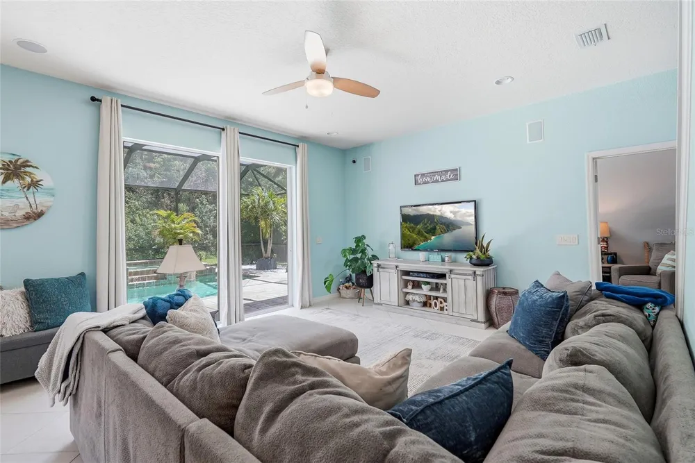 227 HERITAGE ISLES WAY Bradenton, FL 34212